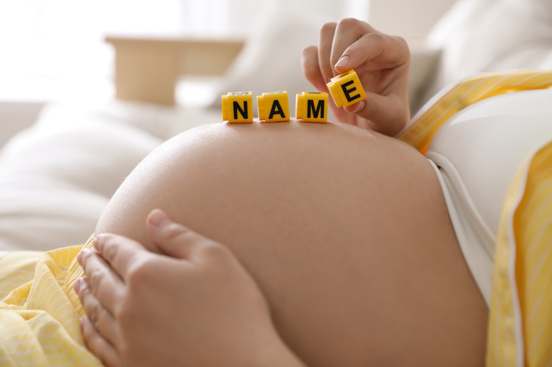 Babynamen kiezen: laat je inspireren door je kindertijd en speelgoed
