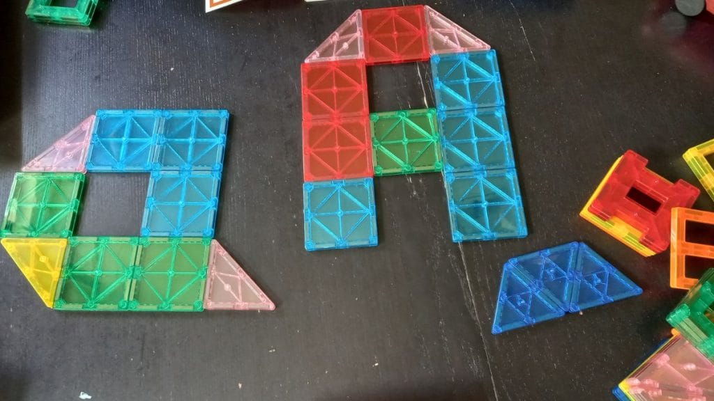Review Calivex magnetisch speelgoed + winactie magnetic tiles!